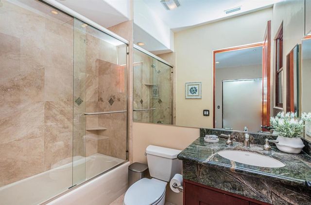 2362 Edgehill Road, Vista, CA 92084