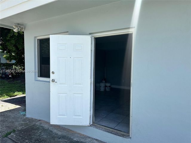 6801 NW 2nd Ct, Miami, FL 33150