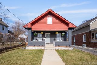 950 2nd Avenue, Aurora, IL 60505