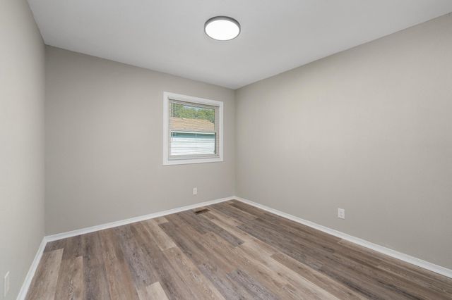 523 W Maywood St, Wichita, KS 67217