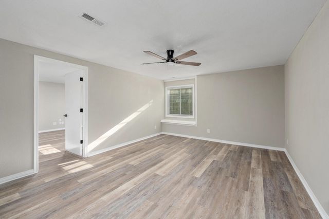 523 W Maywood St, Wichita, KS 67217