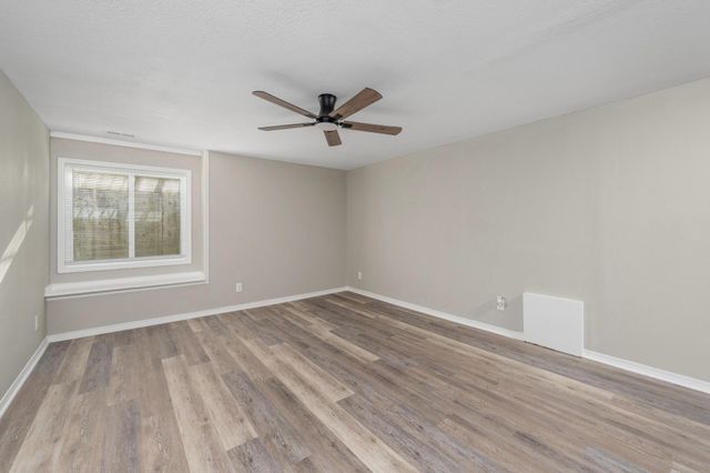 523 W Maywood St, Wichita, KS 67217