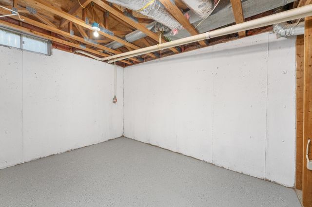 523 W Maywood St, Wichita, KS 67217
