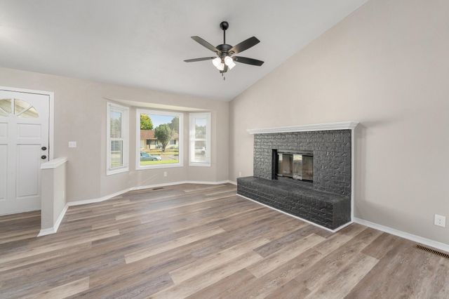 523 W Maywood St, Wichita, KS 67217