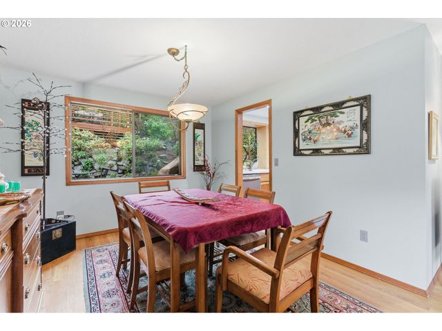 205 S CANBY St, Portland, OR 97219