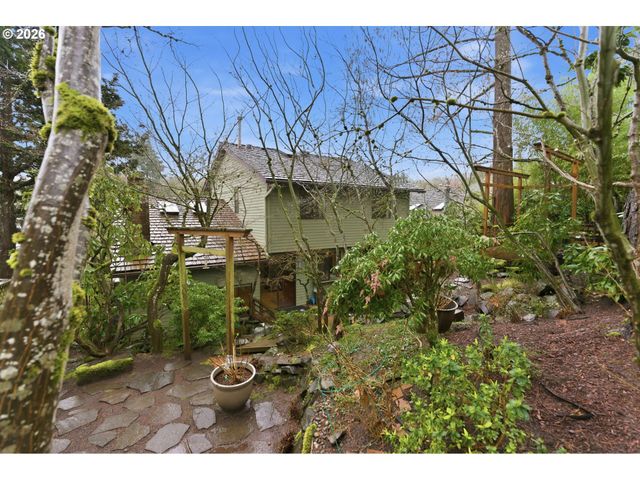 205 S CANBY St, Portland, OR 97219