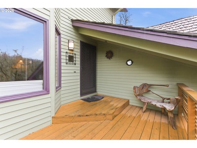 205 S CANBY St, Portland, OR 97219