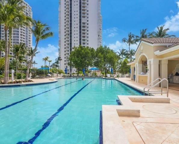 21205 Yacht Club Drive 507, Aventura, FL 33180