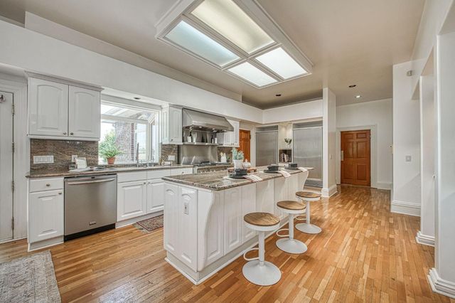 4715 E Copper Avenue, Clovis, CA 93619