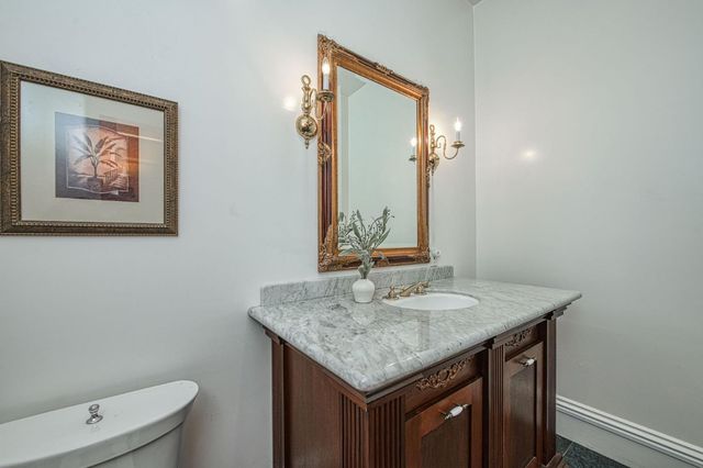 4715 E Copper Avenue, Clovis, CA 93619