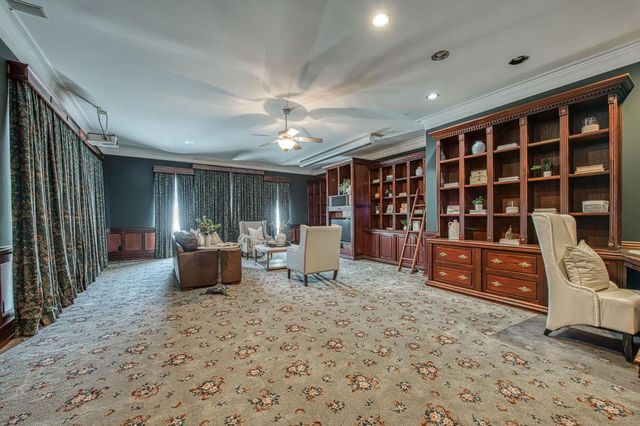 4715 E Copper Avenue, Clovis, CA 93619
