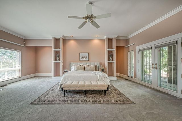 4715 E Copper Avenue, Clovis, CA 93619