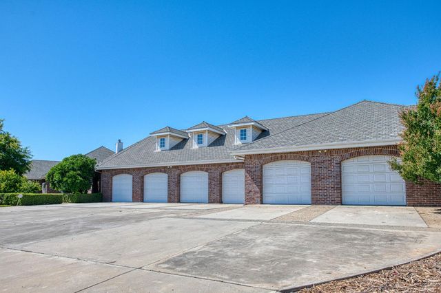 4715 E Copper Avenue, Clovis, CA 93619