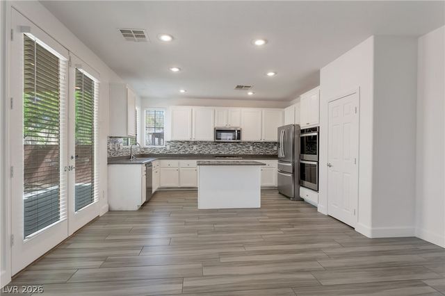 10953 Cherokee Landing Street, Las Vegas, NV 89179