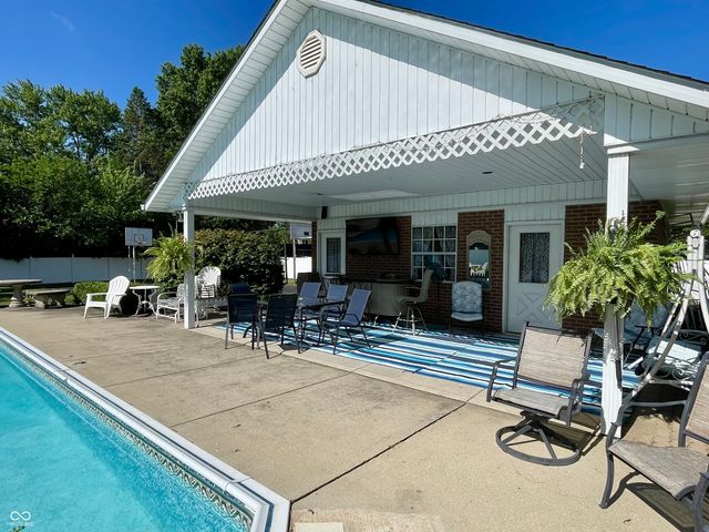 800 Walton Drive, Plainfield, IN 46168