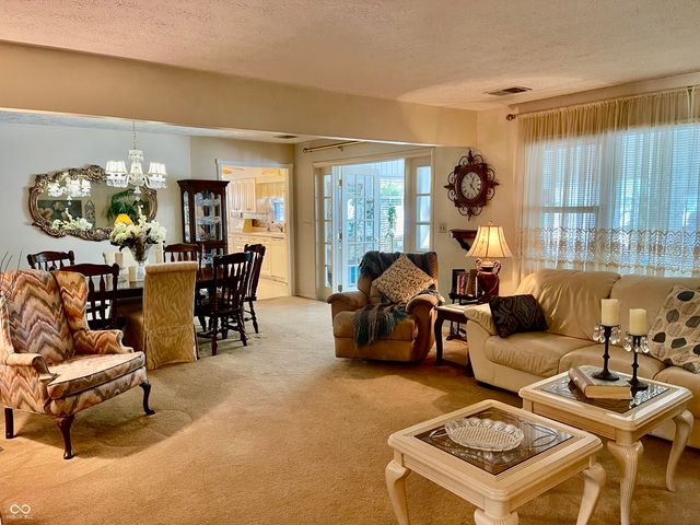 800 Walton Drive, Plainfield, IN 46168