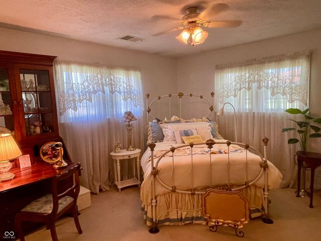 800 Walton Drive, Plainfield, IN 46168