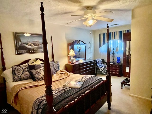 800 Walton Drive, Plainfield, IN 46168