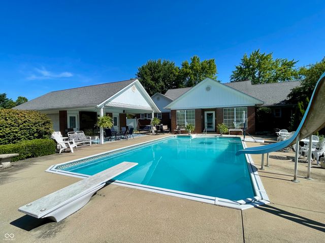 800 Walton Drive, Plainfield, IN 46168