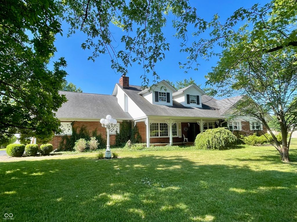 800 Walton Drive, Plainfield, IN 46168