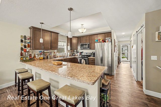 2619 Kitty Hawk Circle, Midland, MI 48642