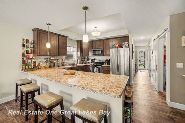 2619 Kitty Hawk Circle, Midland, MI 48642