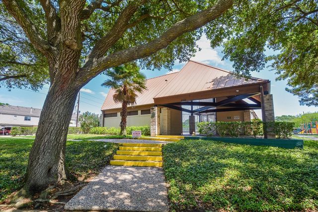 15327 Falmouth Avenue, Houston, TX 77084