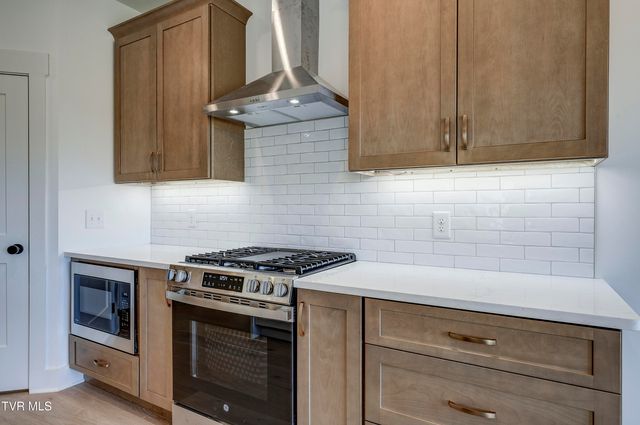 188 Dry Kiln Court Court, Gray, TN 37615