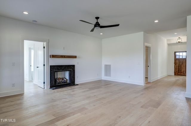 188 Dry Kiln Court Court, Gray, TN 37615