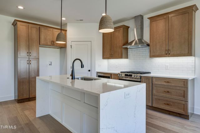 188 Dry Kiln Court Court, Gray, TN 37615