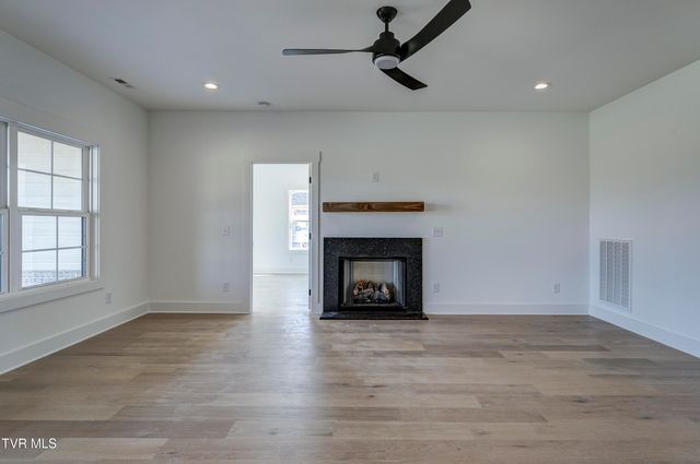 188 Dry Kiln Court Court, Gray, TN 37615