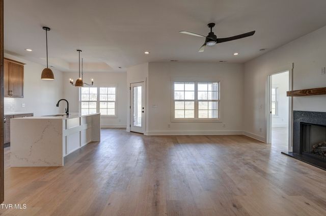 188 Dry Kiln Court Court, Gray, TN 37615