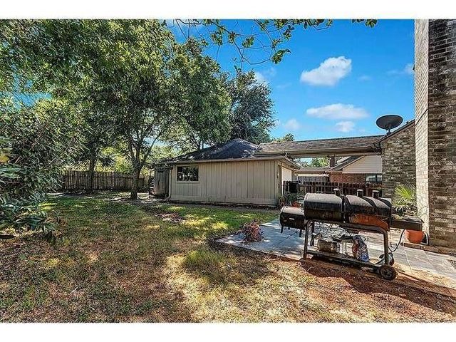 2442 Hodges Bend Circle, Sugar Land, TX 77479