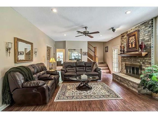 2442 Hodges Bend Circle, Sugar Land, TX 77479