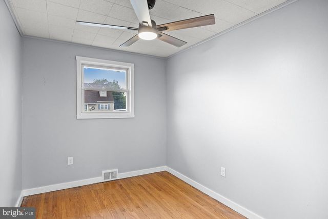 412 W HENRY ST, Palmyra, NJ 08065