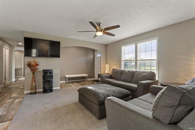 52290 Ash Road, Granger, IN 46530