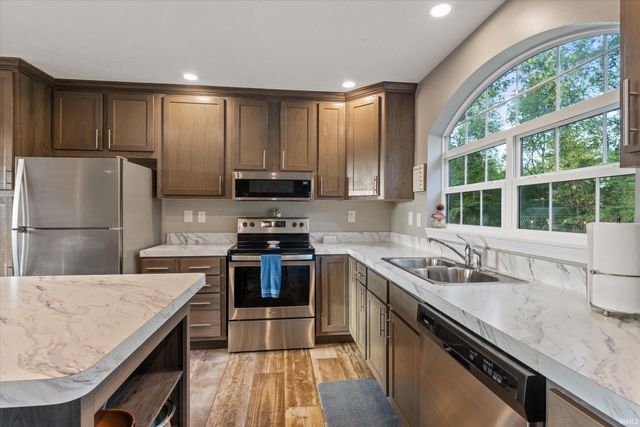 52290 Ash Road, Granger, IN 46530