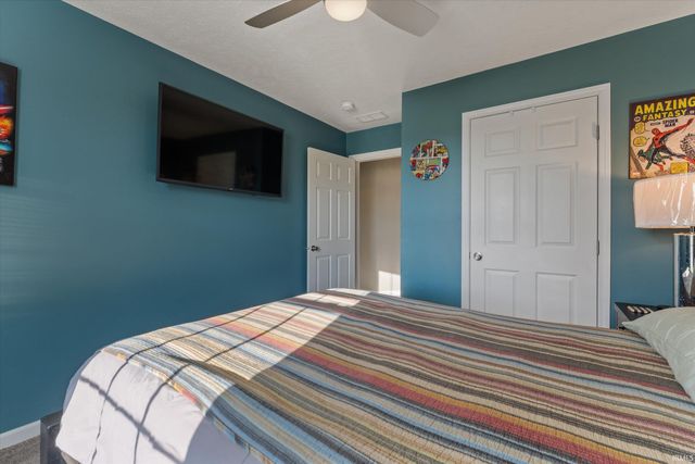 52290 Ash Road, Granger, IN 46530