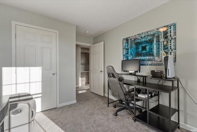 52290 Ash Road, Granger, IN 46530