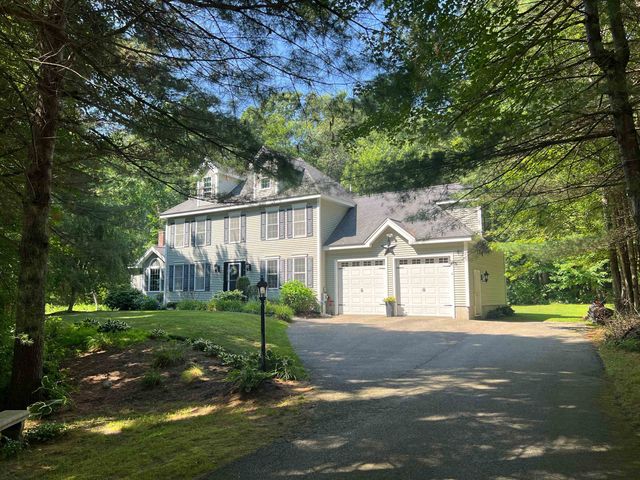 4 Felicia Drive, Newton, NH 03858