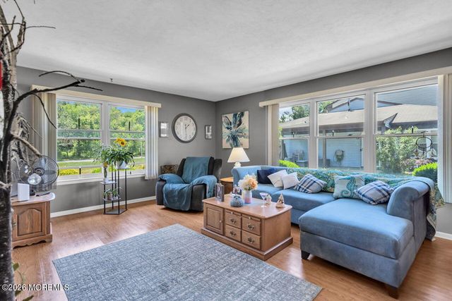286 Greenwood Loop Road, Brick, NJ 08724