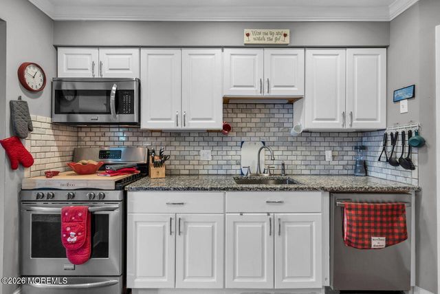 286 Greenwood Loop Road, Brick, NJ 08724