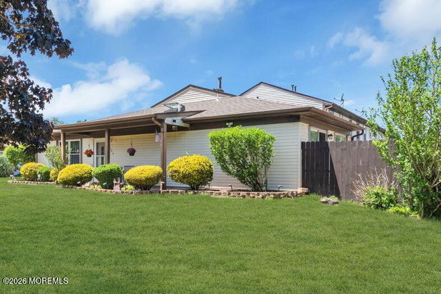 286 Greenwood Loop Road, Brick, NJ 08724