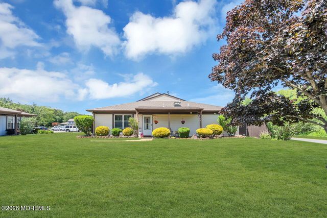286 Greenwood Loop Road, Brick, NJ 08724