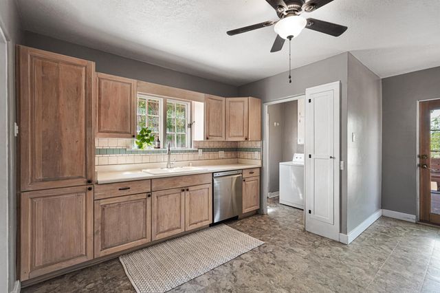 313 Carlisle Boulevard SE, Albuquerque, NM 87106