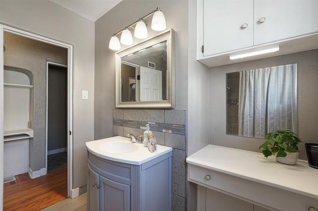 313 Carlisle Boulevard SE, Albuquerque, NM 87106