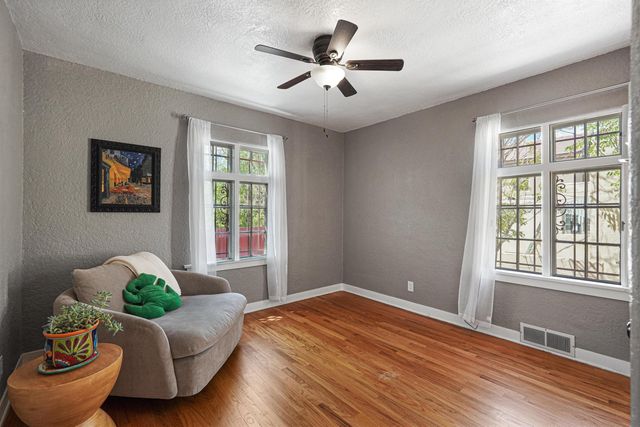 313 Carlisle Boulevard SE, Albuquerque, NM 87106