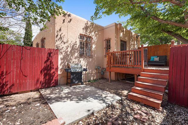 313 Carlisle Boulevard SE, Albuquerque, NM 87106