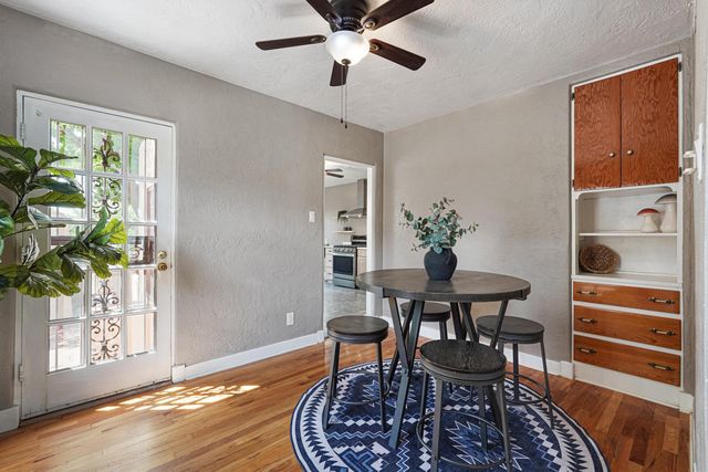 313 Carlisle Boulevard SE, Albuquerque, NM 87106
