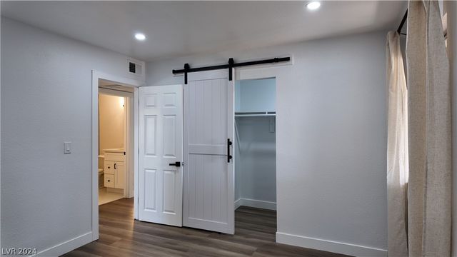 5170 River Glen Drive 244, Las Vegas, NV 89103